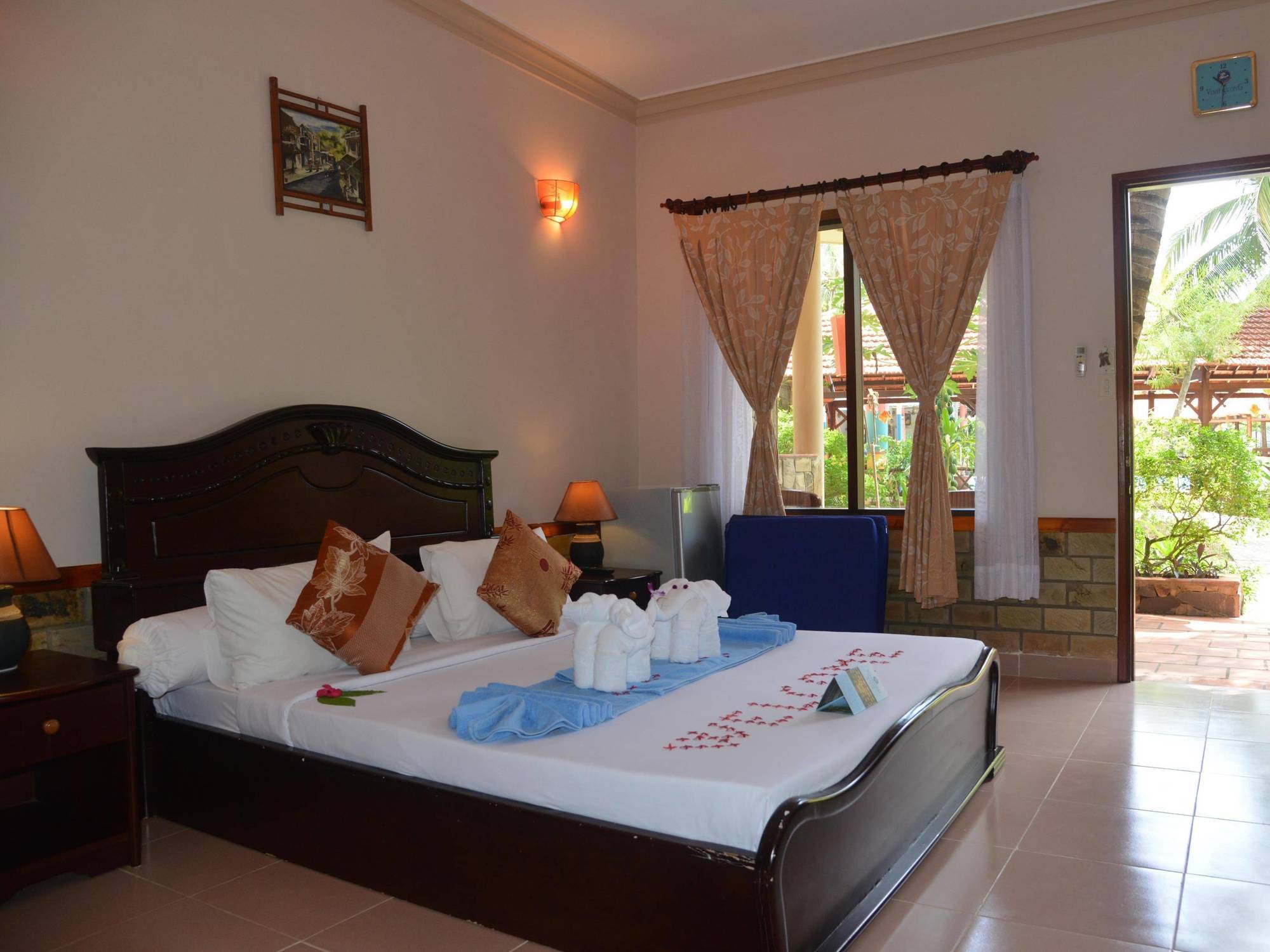 Vinh Suong Seaside Hotel And Resort Фантхьєт Екстер'єр фото